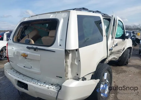 2012 Chevrolet Tahoe Ltz из США, поврежденный, VIN 1GNSCCE03CR139637